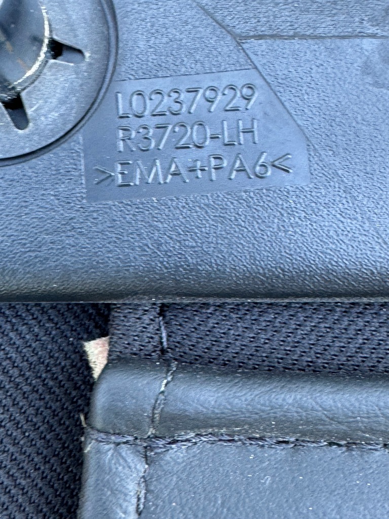 фото №6, Dodge challenger ліва кронштейн поперечина підголівник 2015+