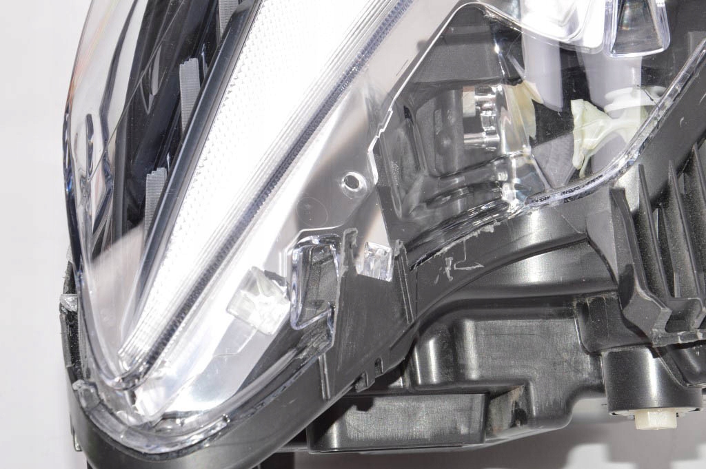 фото №9, Maserati quattroporte m156 лампа правий перед