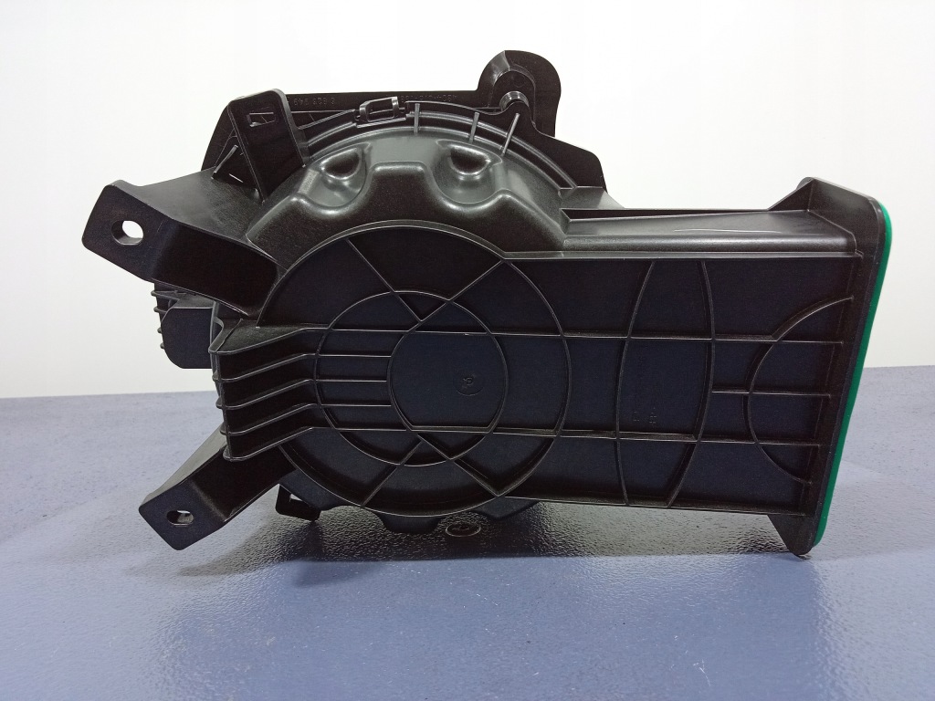 фото №4, Bmw x3 g01 g02 f97 сабвуфер центральный harman kardon 6811959