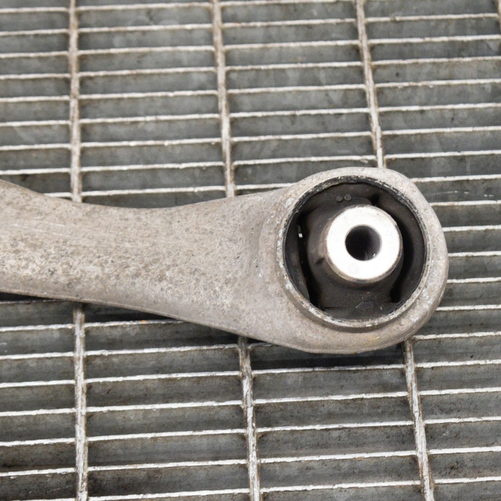 фото №6, Bmw 5 f10 f11 2010 права сторона нижній важіль передній