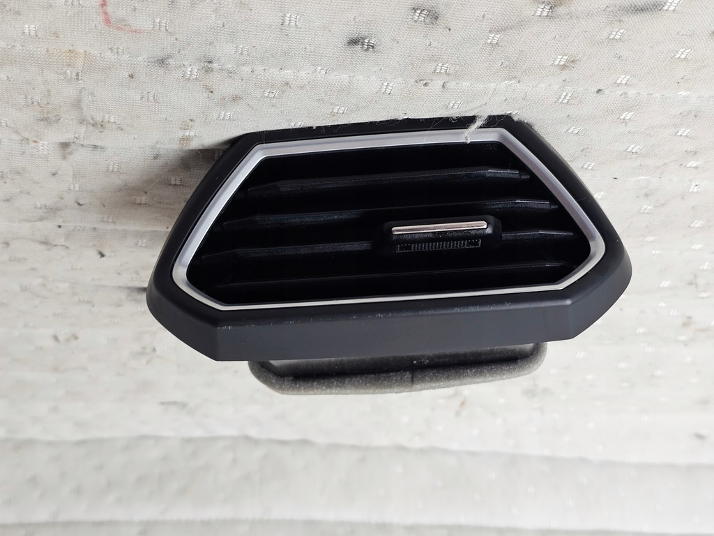 фото №1, Решётка обдув воздуховод диффузор впуск правая cupra formentor 5fb820902a