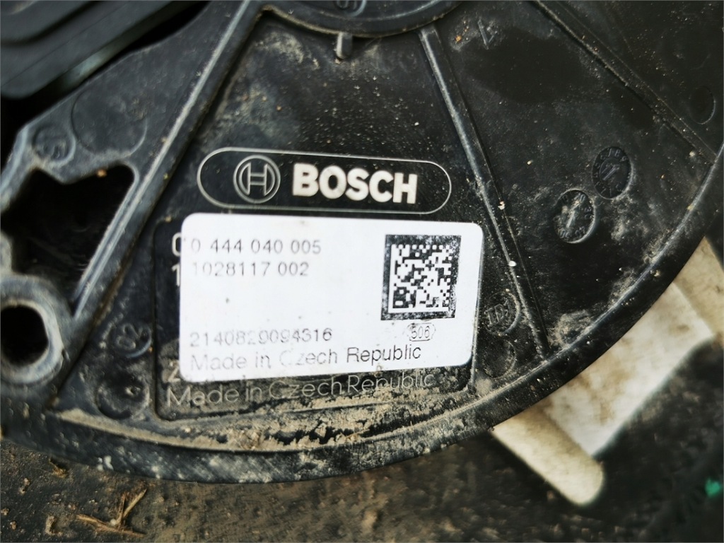 Mercedes cls w218 e-klasa w212 бак з насос adblue a2124704802 Недорого