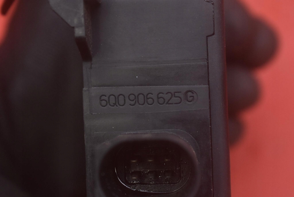 фото №8, Клапан магнитный 6q0906625g skoda roomster 1 i 1.9 tdi 105 km 06-10