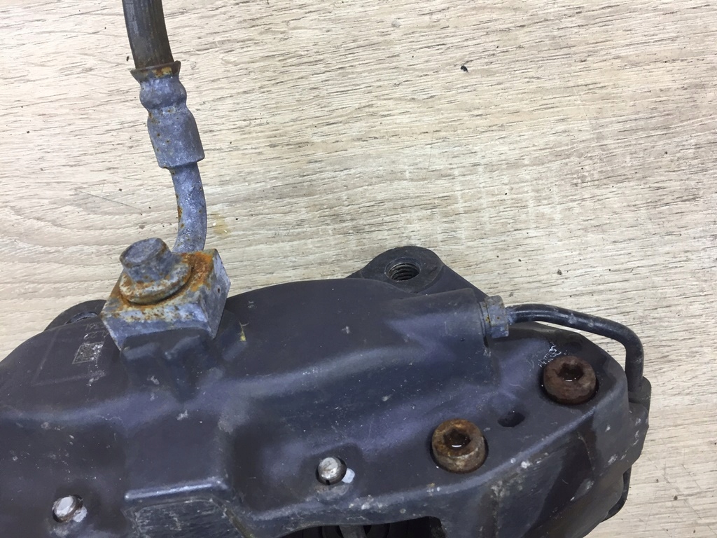 Супорт гальма задній задній лівий tesla x Недорого