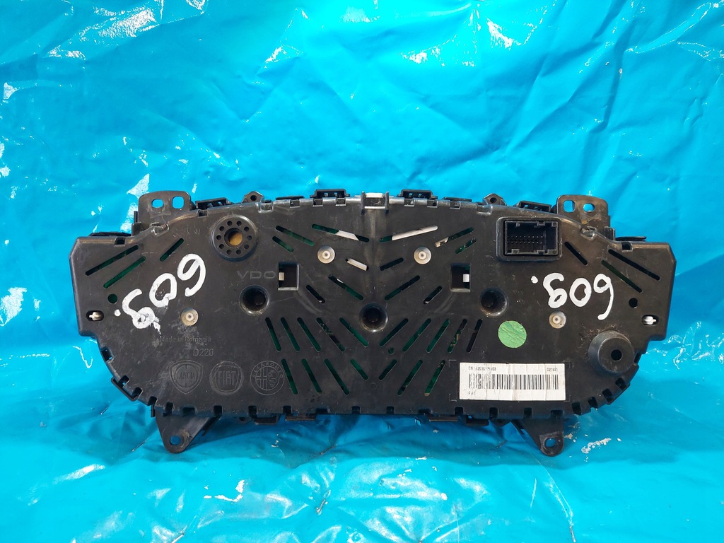 фото №8, Счетчик приборная панель fiat 500l 52003375