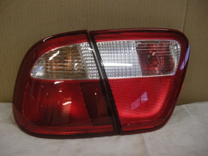 фото №1, Seat cordoba 1999 sedan лампа левая задняя