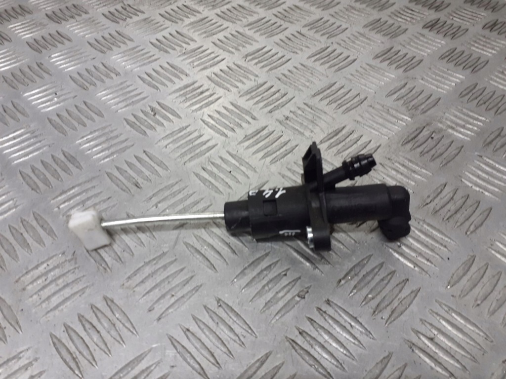 фото №1, Помпа сцепления seat ibiza iii 1.4