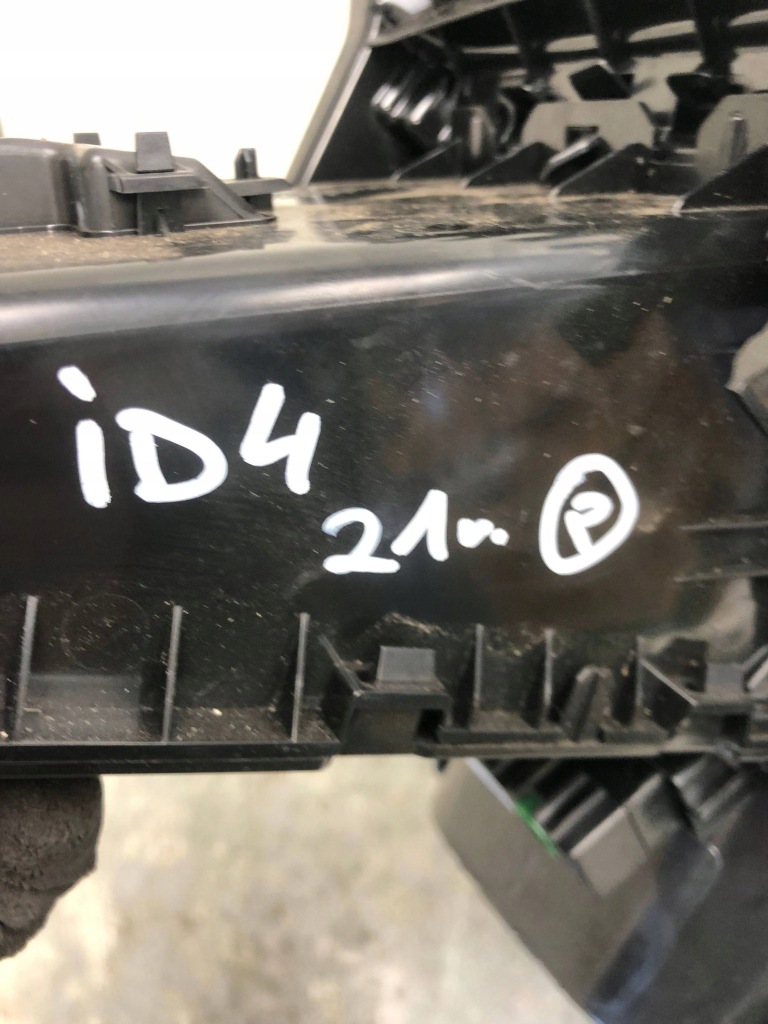 фото №10, Бардачок тунель середнього vw id4 id.4 11a863071a 5na035736 11a947145b