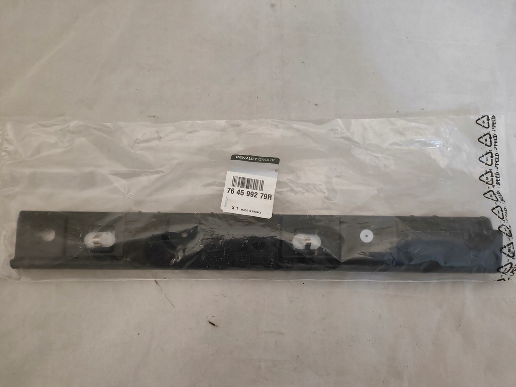 фото №1, Направляющая кронштейн накладки порога левая renault zoe