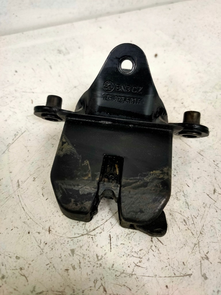 фото №1, Замок крышки skoda octavia ii 1z5827501c