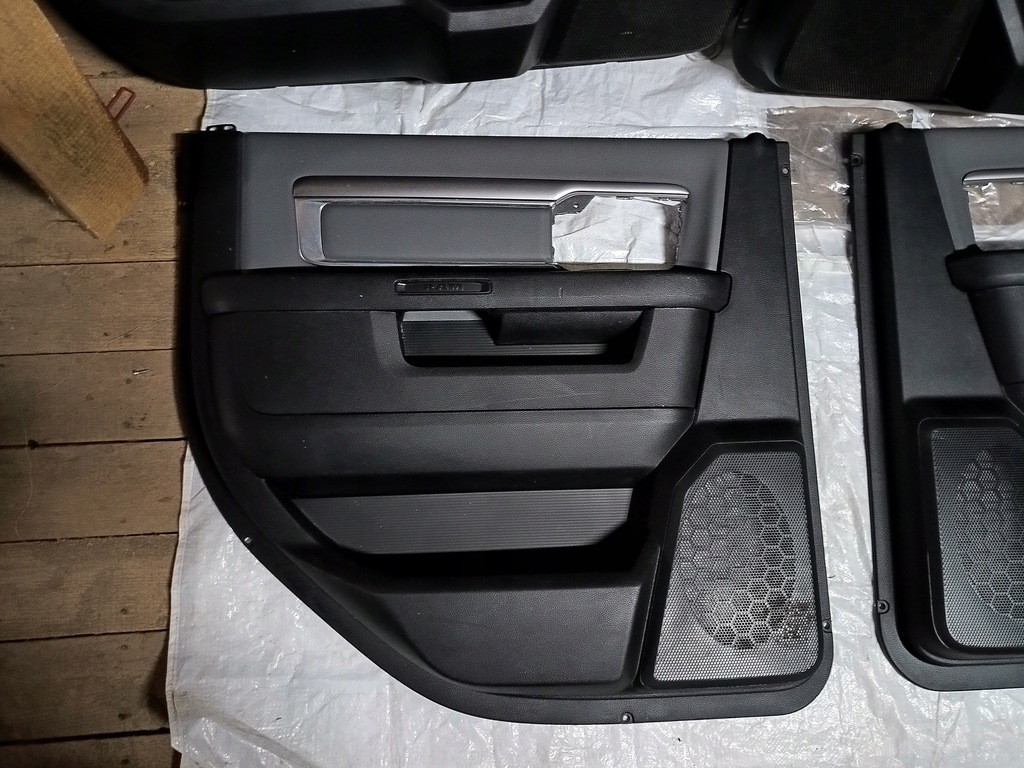 фото №5, Обшивка обшивки комплект dodge ram 1500 4 gen