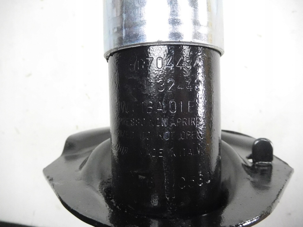 фото №9, Амортизатор lancia thema 04-07 50704484