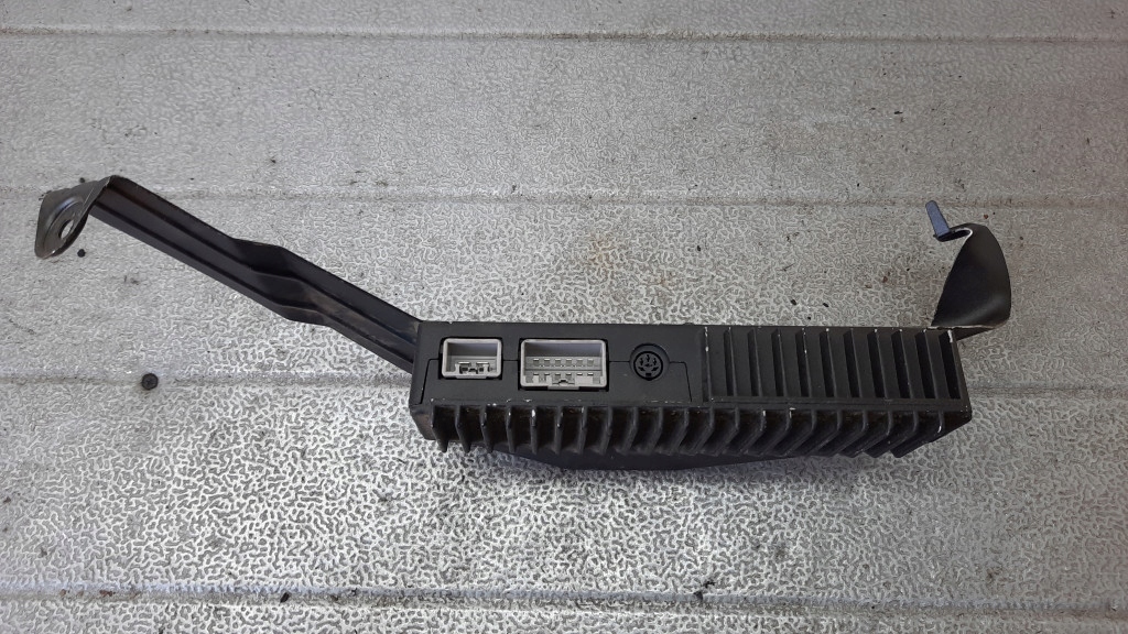 фото №3, Усилитель радио volvo s80 8673135