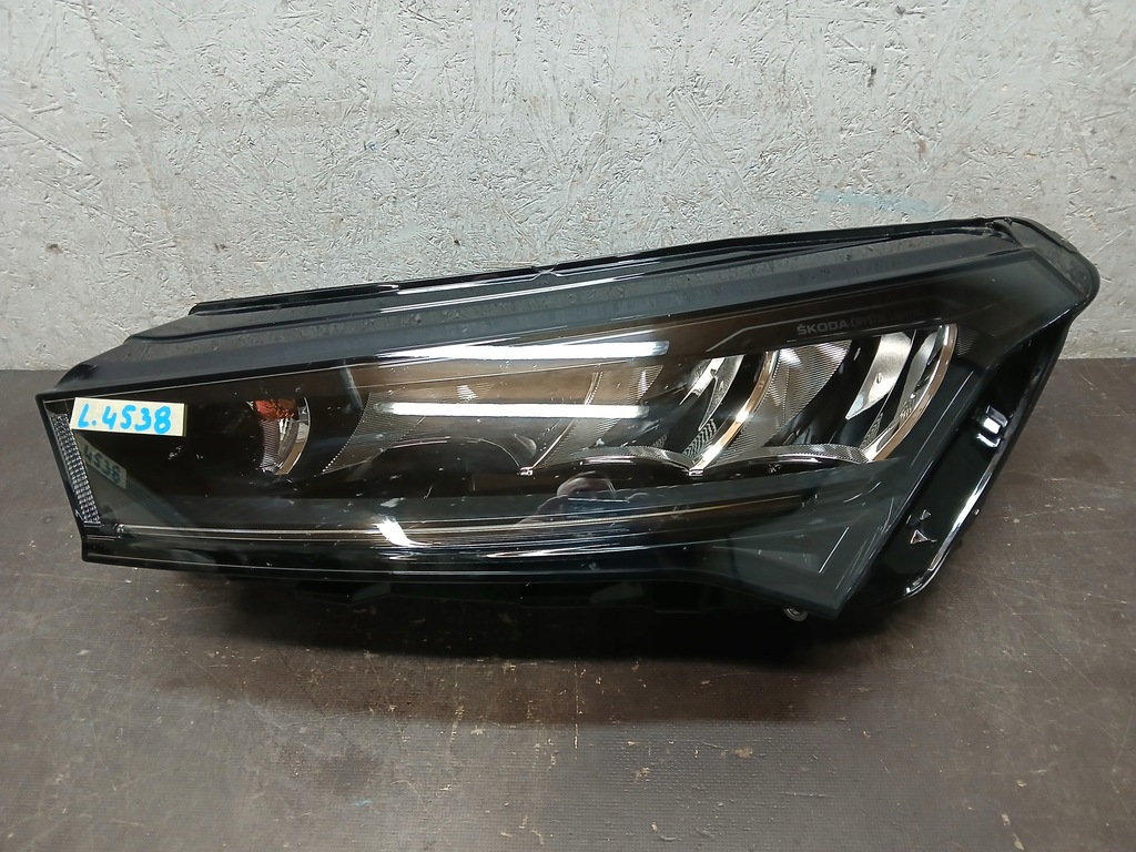 фото №1, Лампа перед левая skoda enyaq full led 5lb941015f