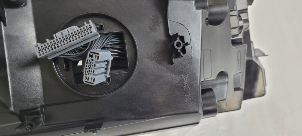 фото №13, Лампа права перед full led volvo xc60 ii lift 2022-