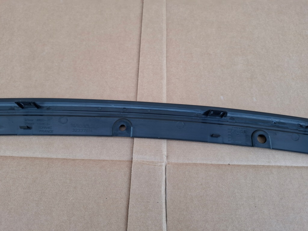 фото №6, Прокладка решітка решітка радіатора volvo v40 оригінал