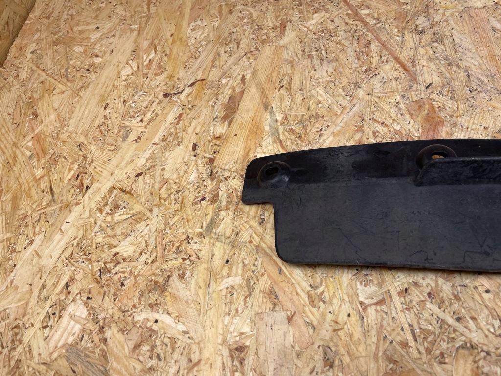 фото №8, Бризковик захист поріг підкрилок перед ліва volvo v60 ii s60 iii 31694987 18-