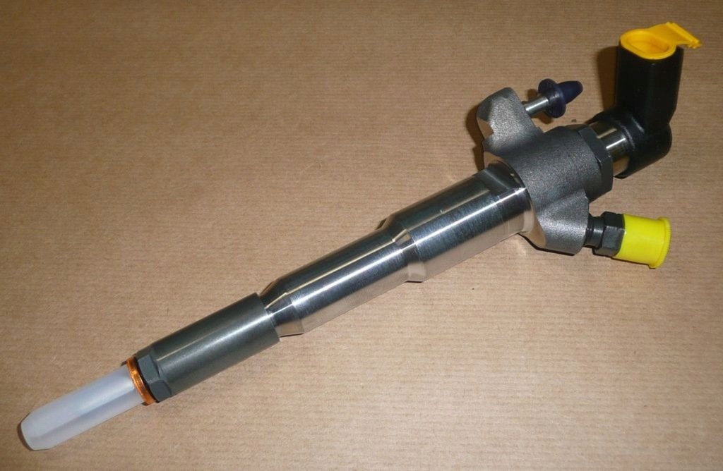 фото №4, Оригінальний номер renault 166093282r форсунка cr renault master iii 2.3 dci