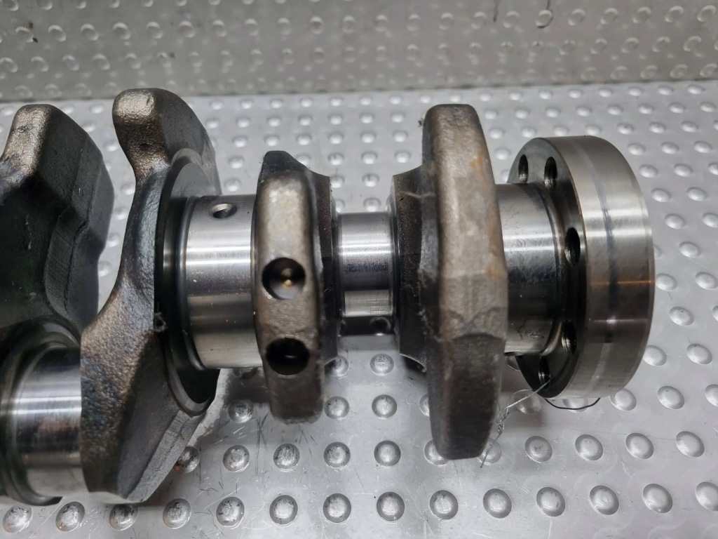 Wał коленчатый 7792608 bmw e90 e91 e60 e61 рестайлинг  x5 e70 x6 e71 x3 3.0 d 306d3 в Украине