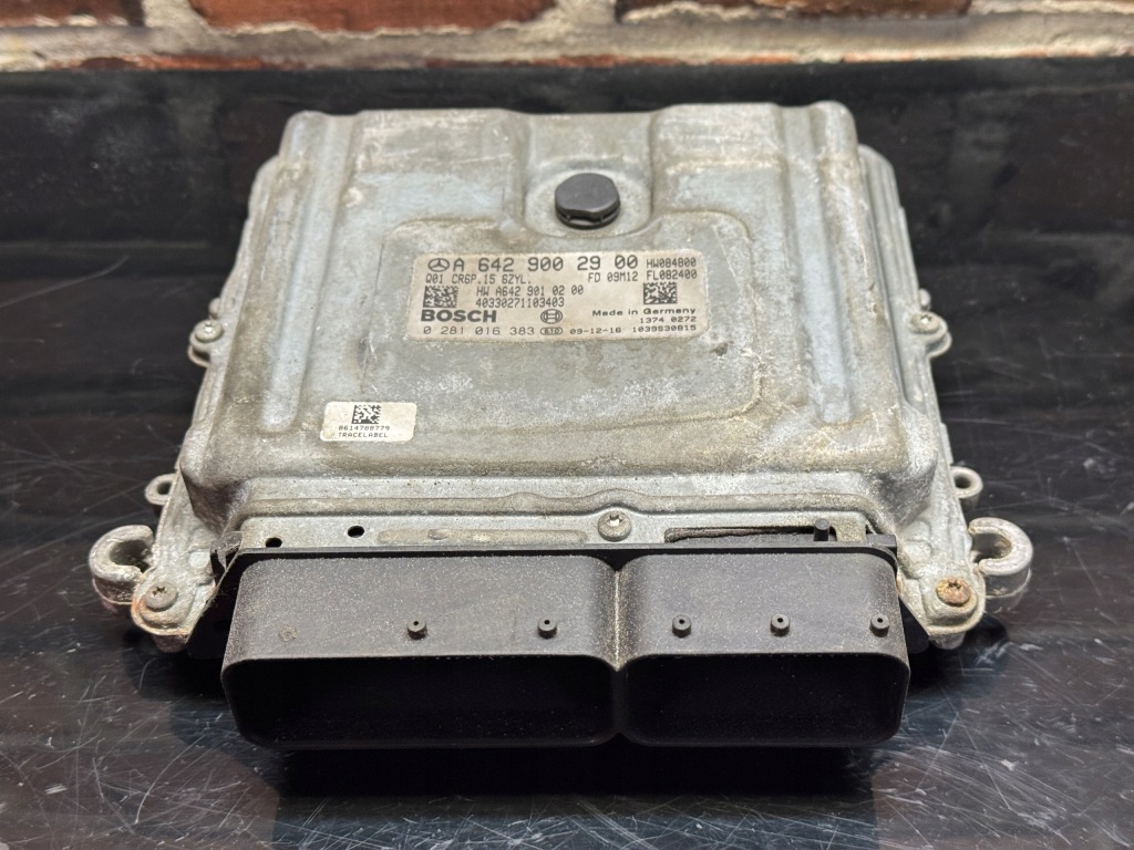 Купити Mercedes w212 бортовий комп'ютер блок керування a6429002900