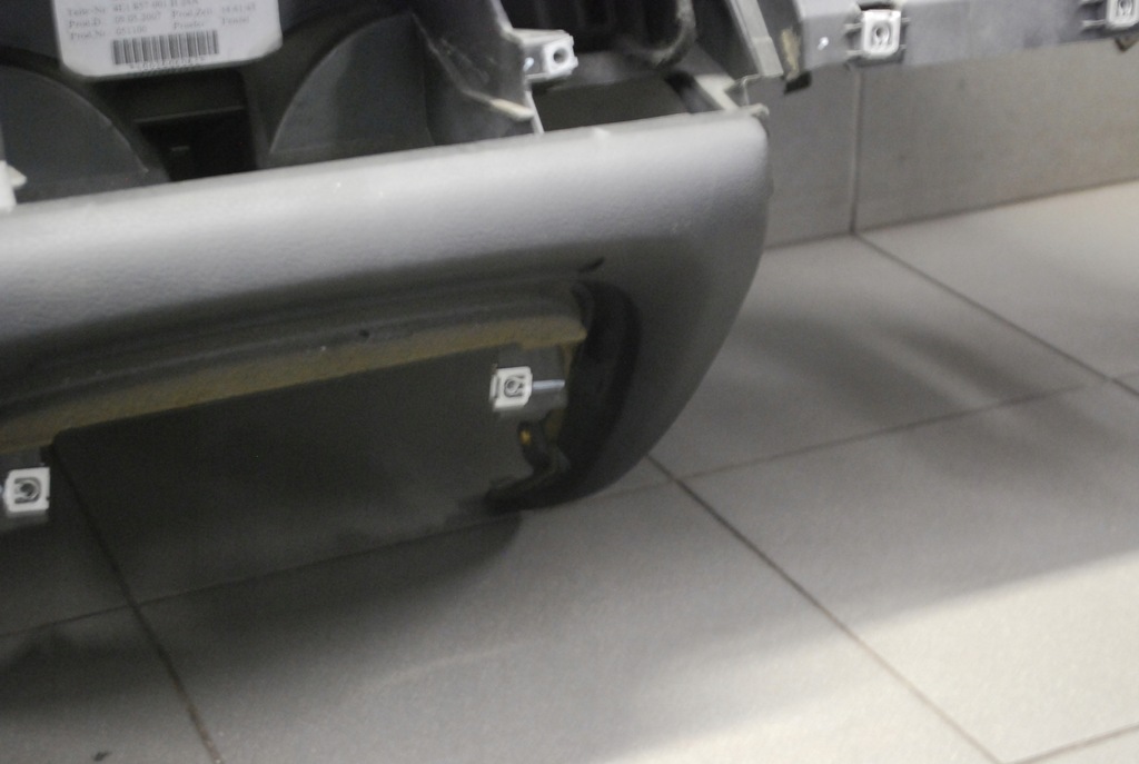 фото №11, Панель приладів приладова консоль audi a8 d3 eu czarna