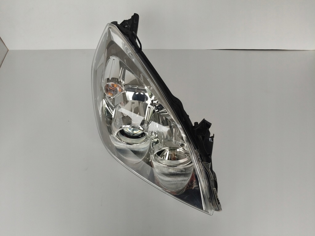 фото №3, Лампа правая фара opel vectra c 05- lift