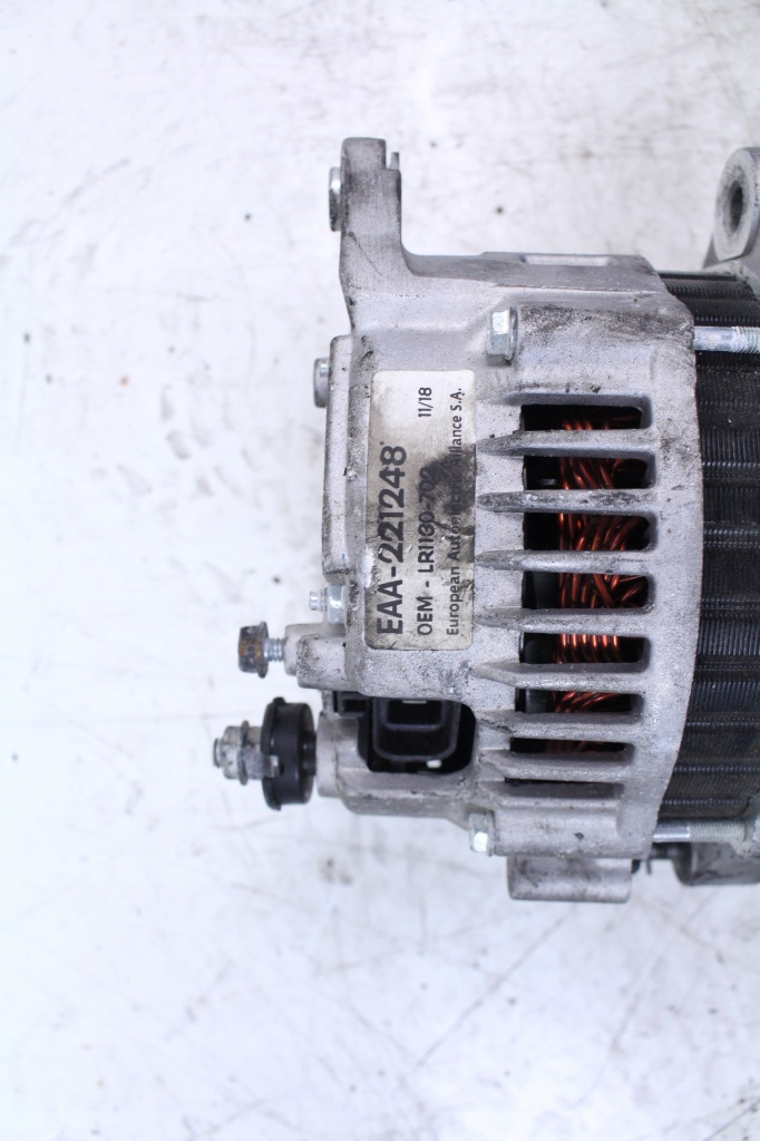 Генератор nissan cabstar maxity 09r.3.0d Недорого