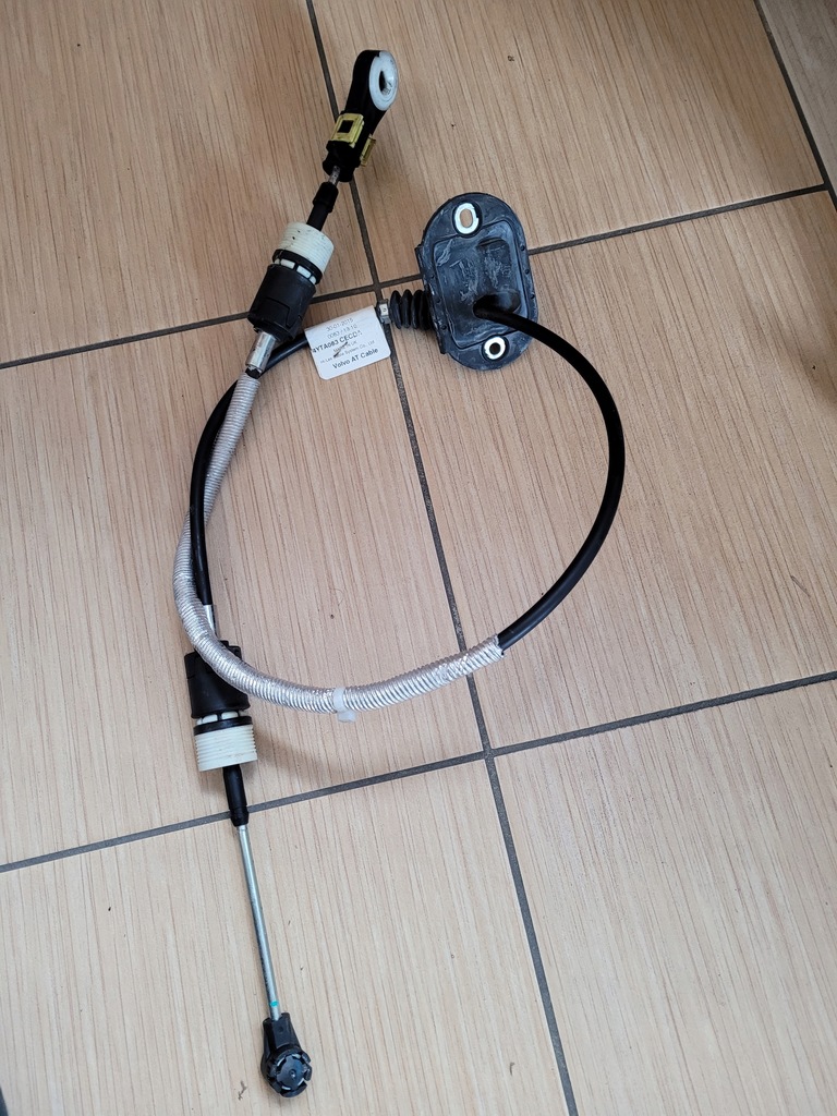 фото №1, Volvo v40 ii трос домкрата перемикання передач автоматична коробка передач