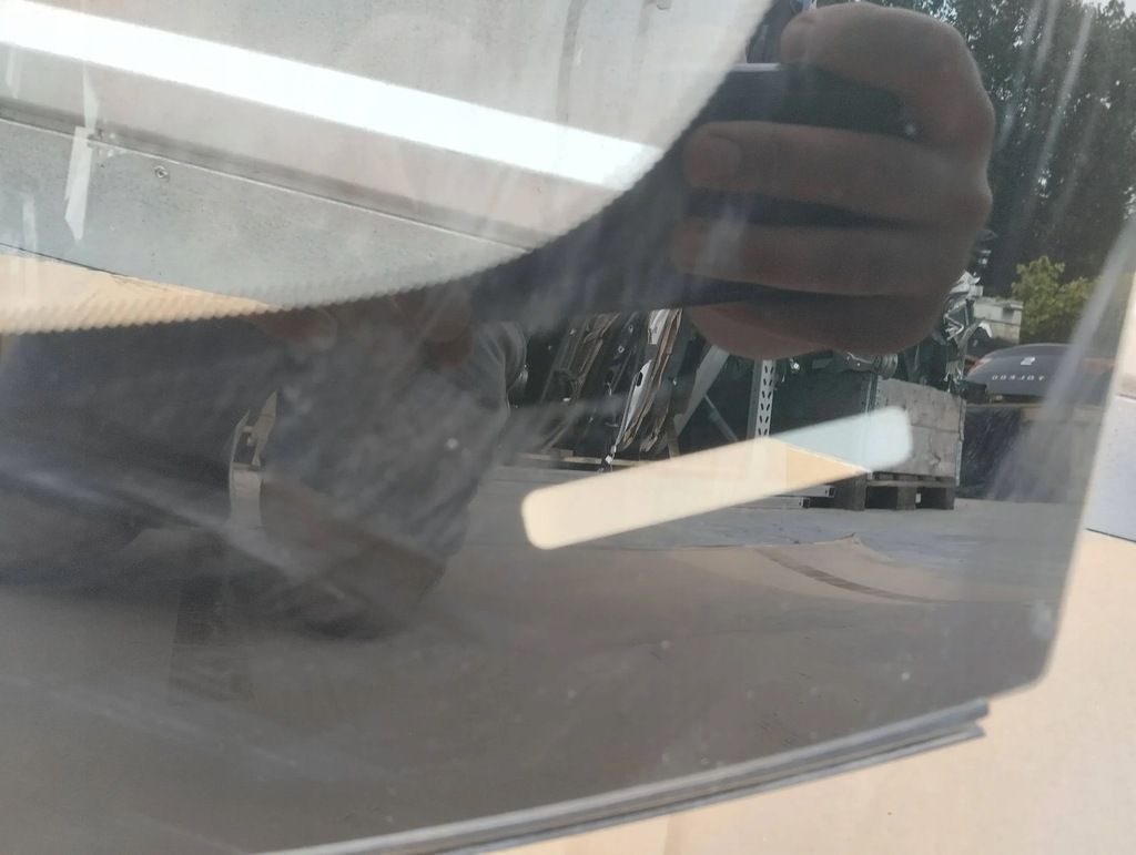 фото №9, Polestar 2 стекло перед передняя лобовое