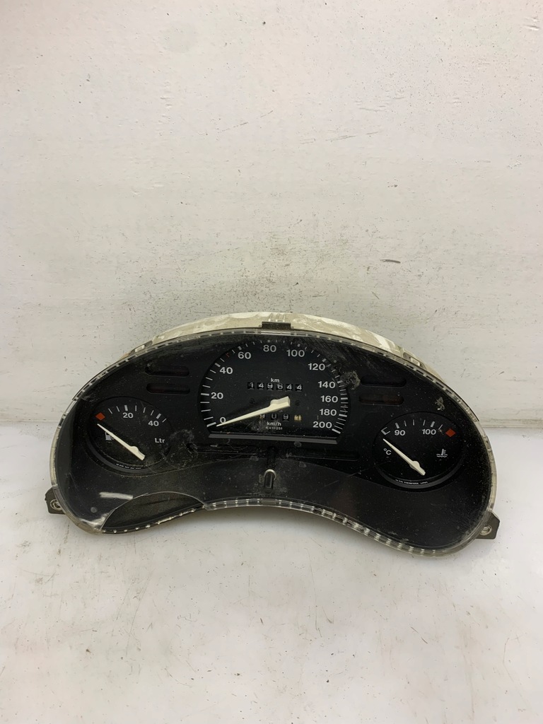 фото №1, Лічильник приладова панель 81117905 opel