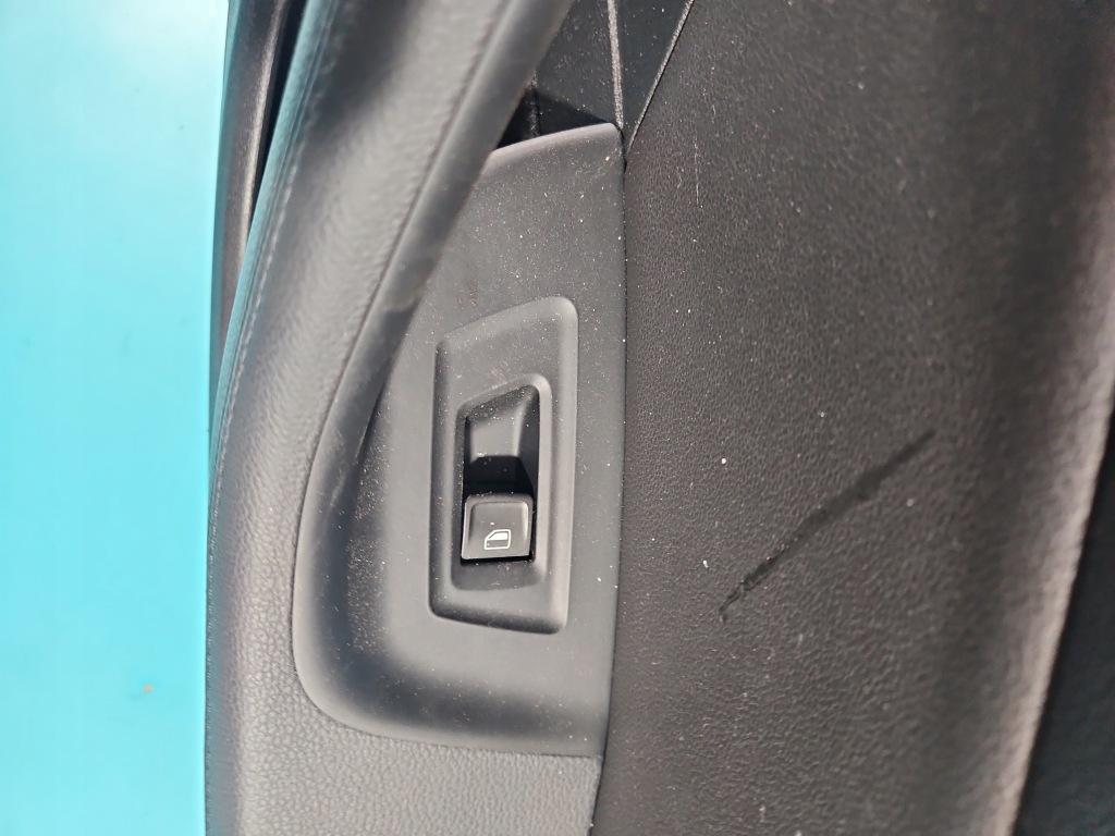 фото №8, Обивка обшивка задняя правый vw passat b8 kombi