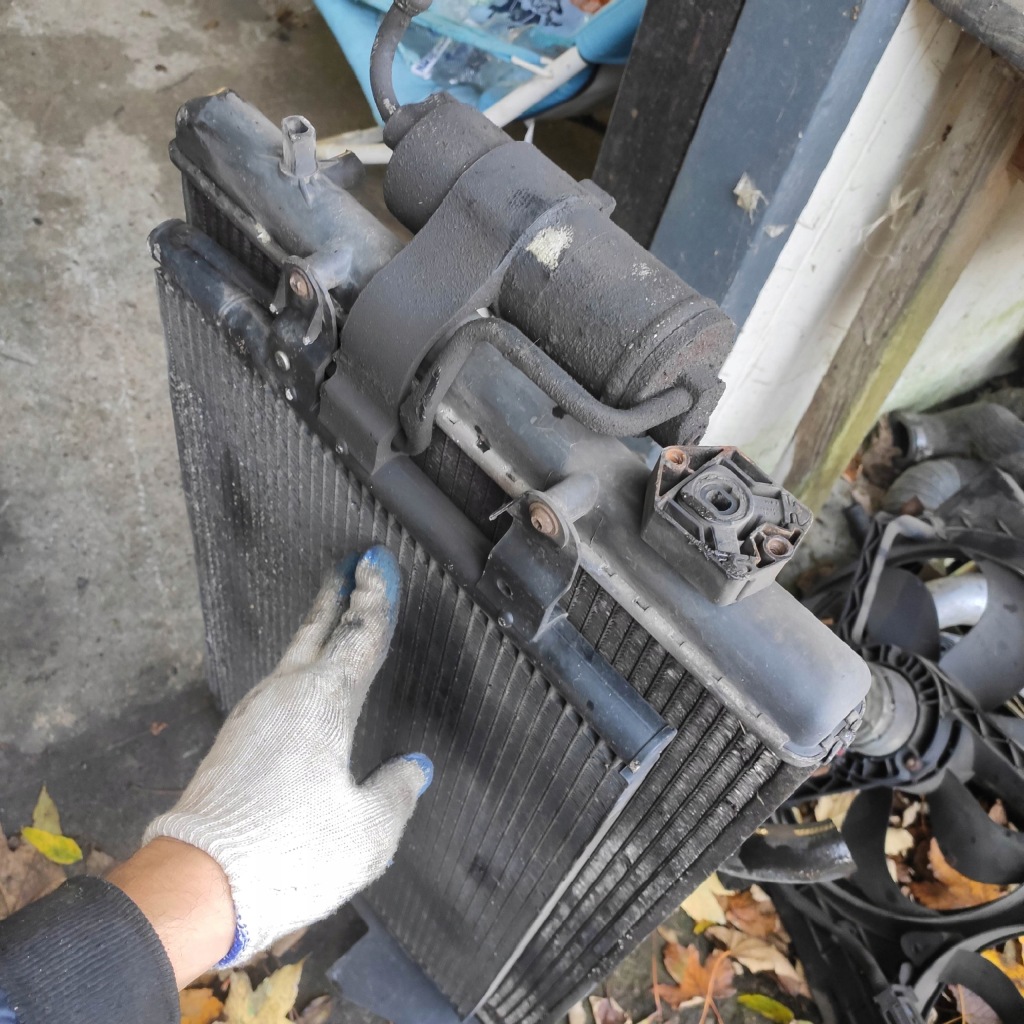 Радиатор воды жидкость seat leon 1 toledo 2 vw golf 4 bora в Украине