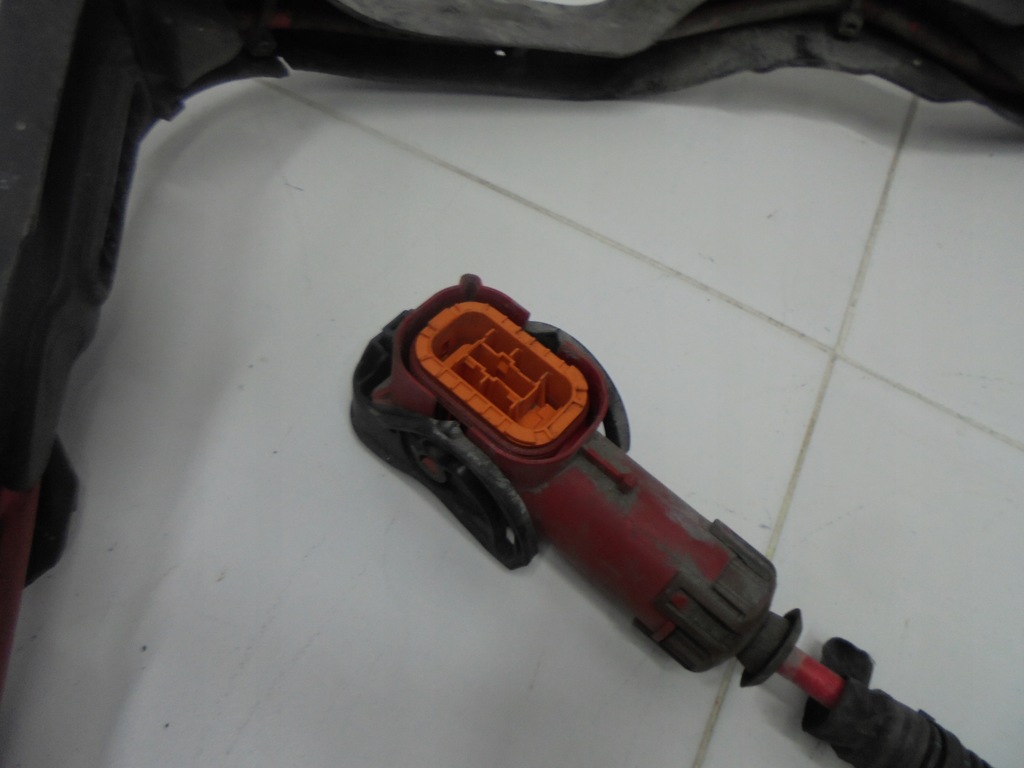 фото №5, Peugeot 508 2,0 гибрид клемма шланг плюсовой