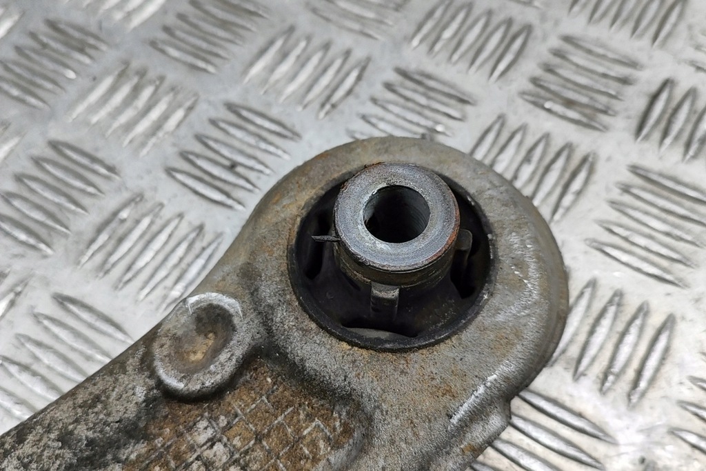 фото №6, Citroën ds7 важіль підвіски vorne rechts unten 9815014380 1.6 hybrid 165kw 2021