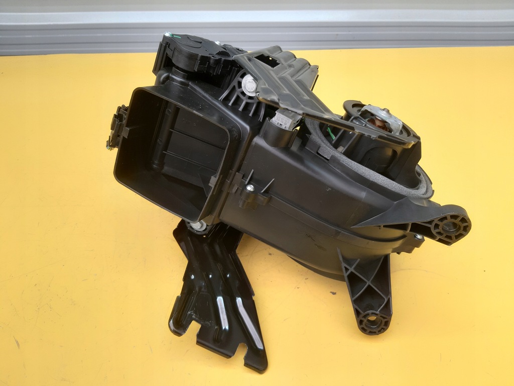 фото №3, Mercedes ml w164 отопитель задняя