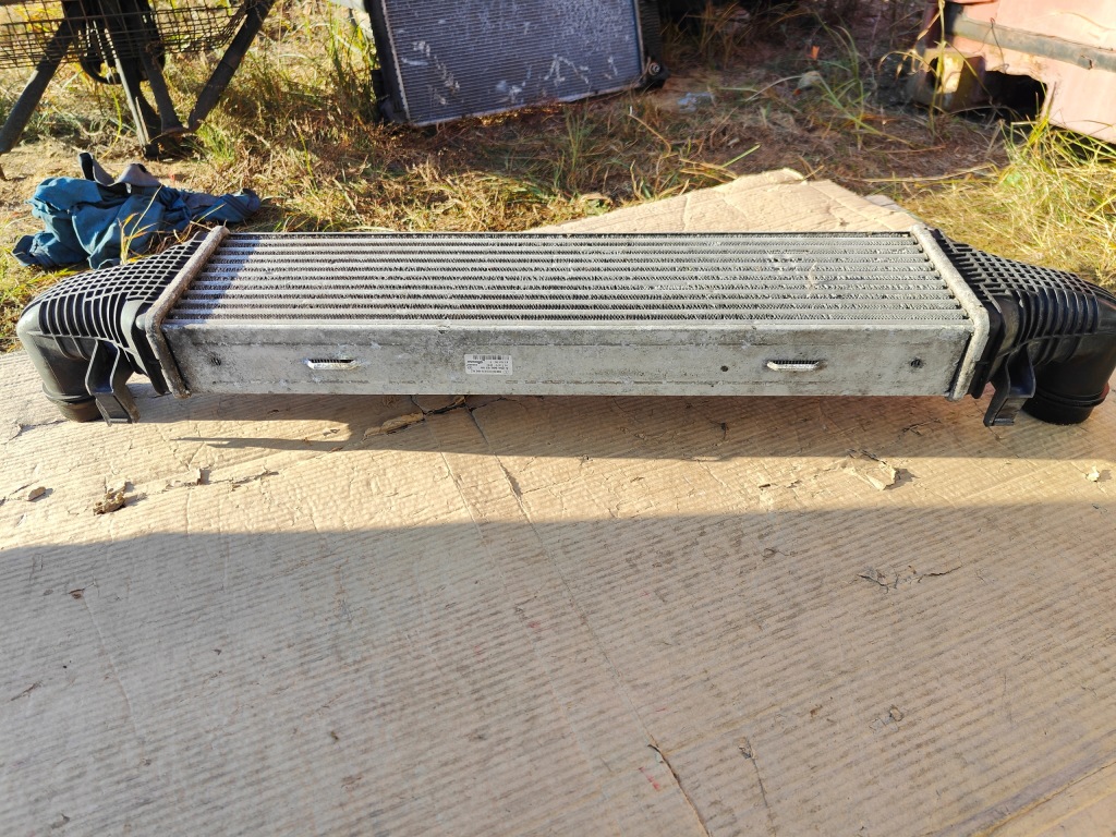 Купить Радиатор интеркулер mercedes w204 c-klasa a2045000500