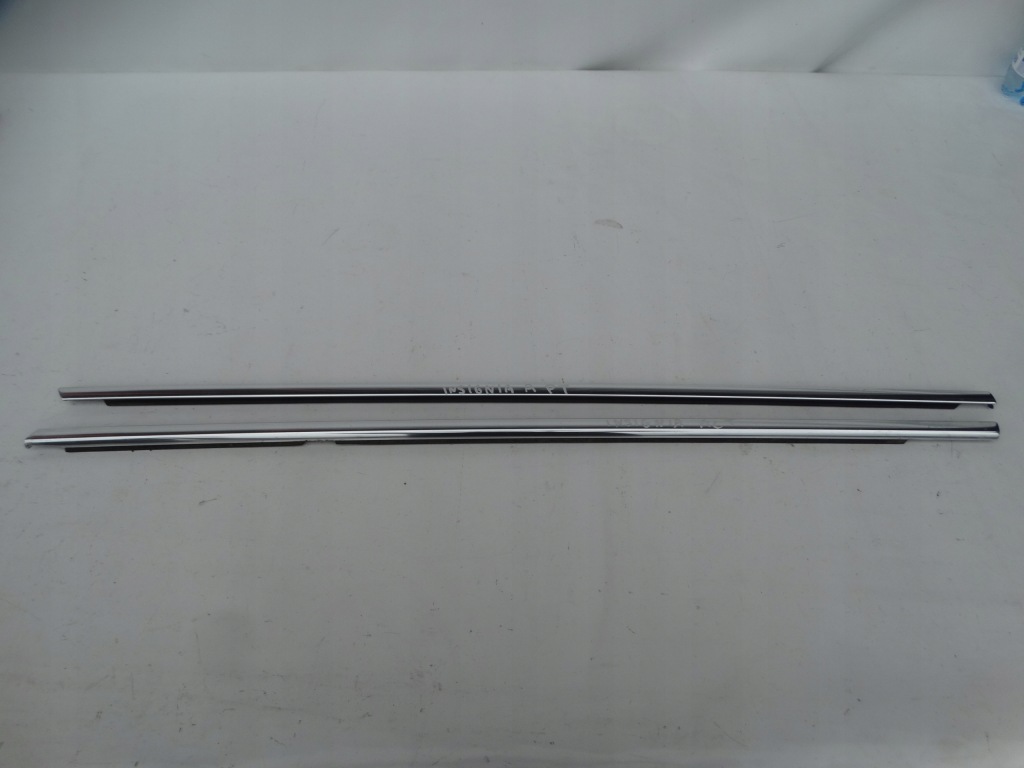 Купити Молдинг накладка хром ліва права задній задня 132228112 opel insignia a