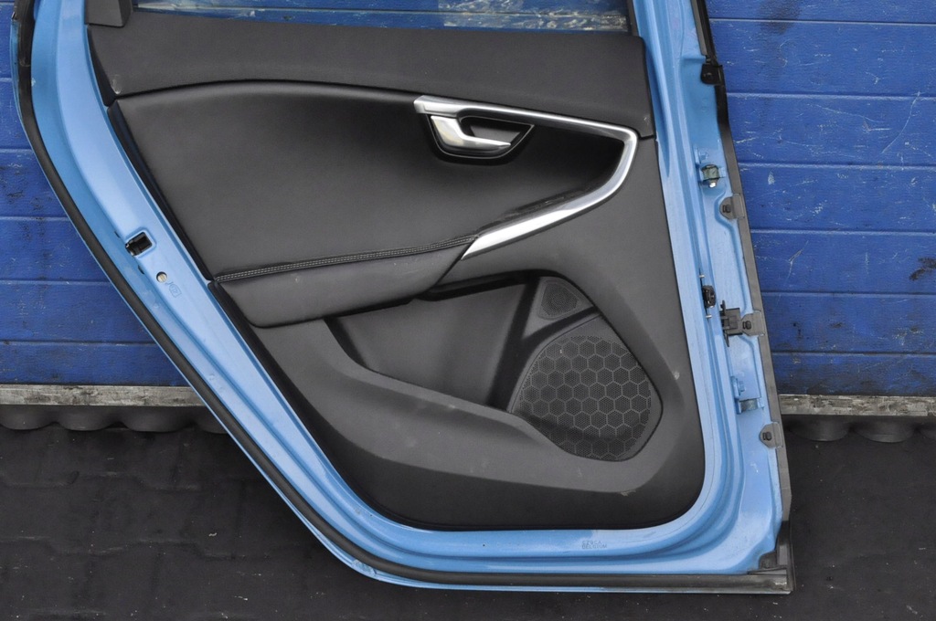 фото №12, Volvo v40 ii дверь левый задняя задние полный