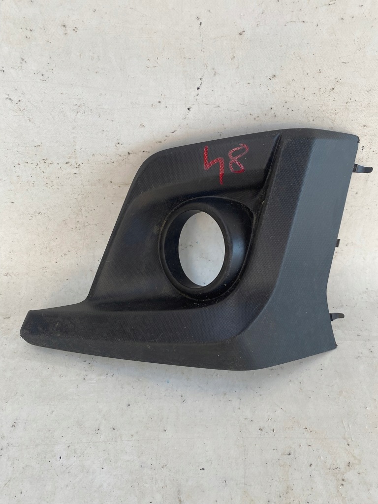 фото №1, Subaru xv ii crosstrek 21- решітка бампера лівий перед