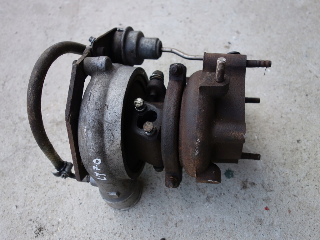 Купити Toyota land cruiser lj70 2,4td 2l-t турбонагнітач