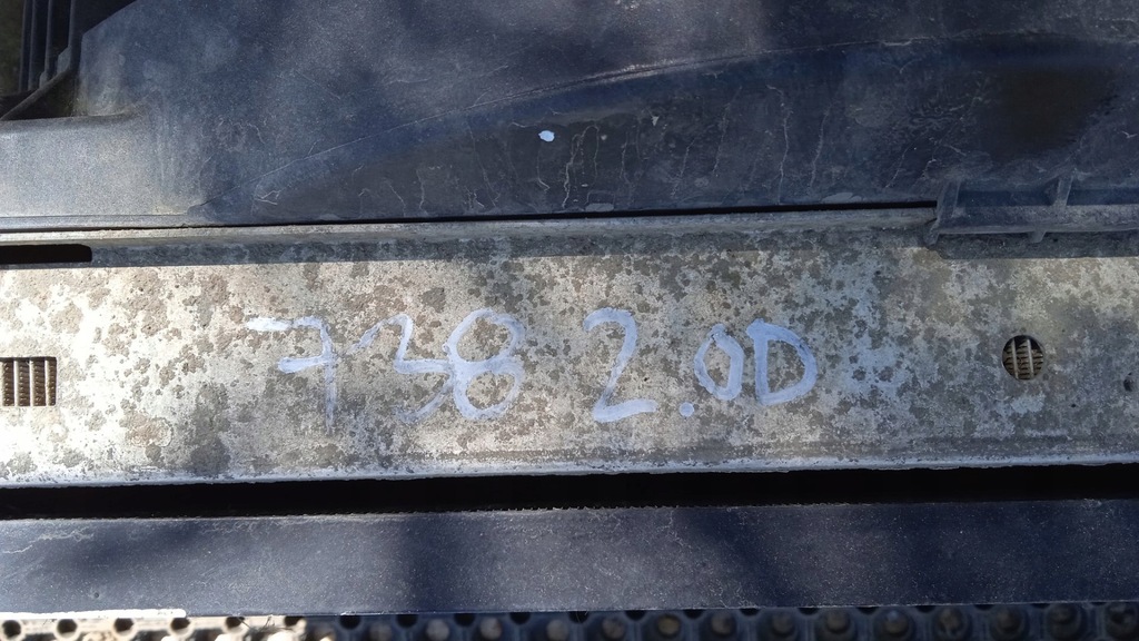 фото №11, Bmw e91 e90 2.0d радіатор вентилятор комплект