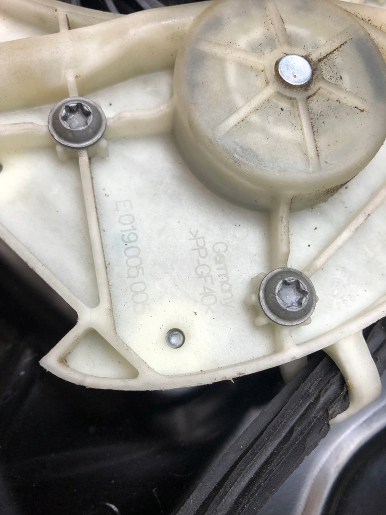 фото №11, Maserati ghibli iii 13- механизм окон левый перед