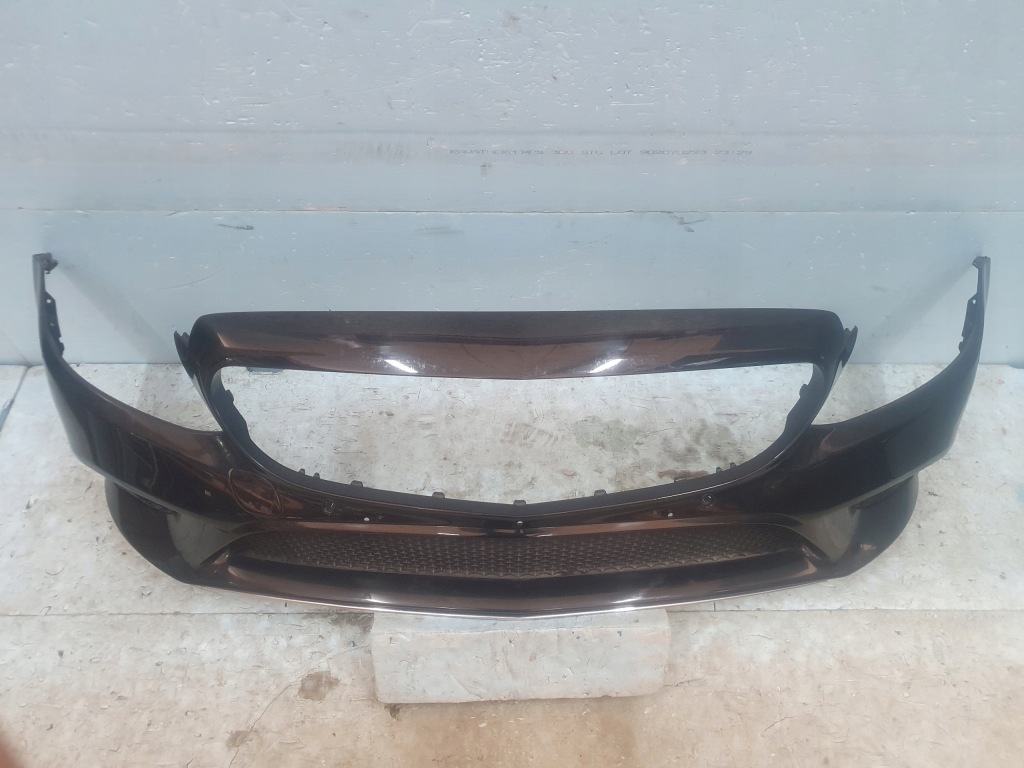 Бампер mercedes c-klasa w205 рестайлінг  перед передній в Україні