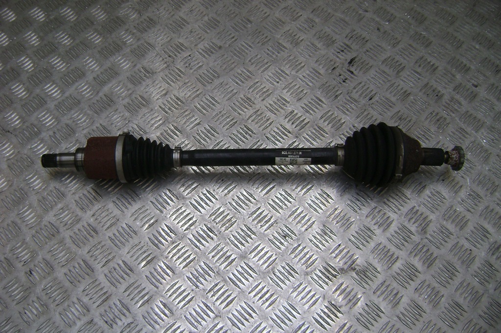 фото №1, Skoda fabia iii 1.0 mpi - приводной вал левая 6c0407271h