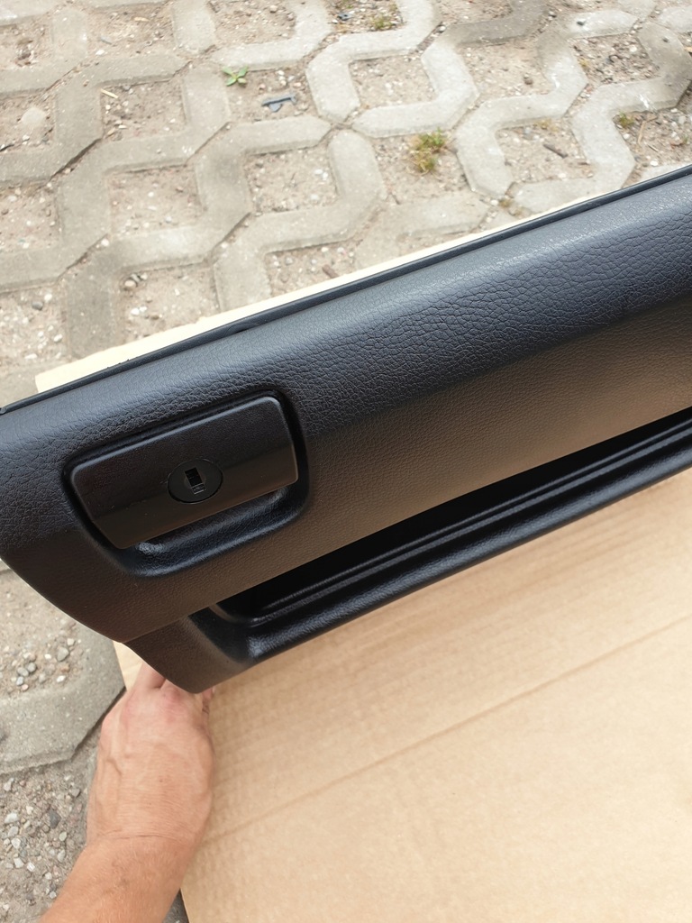 фото №1, Bmw e36 бардачок пасажира compact