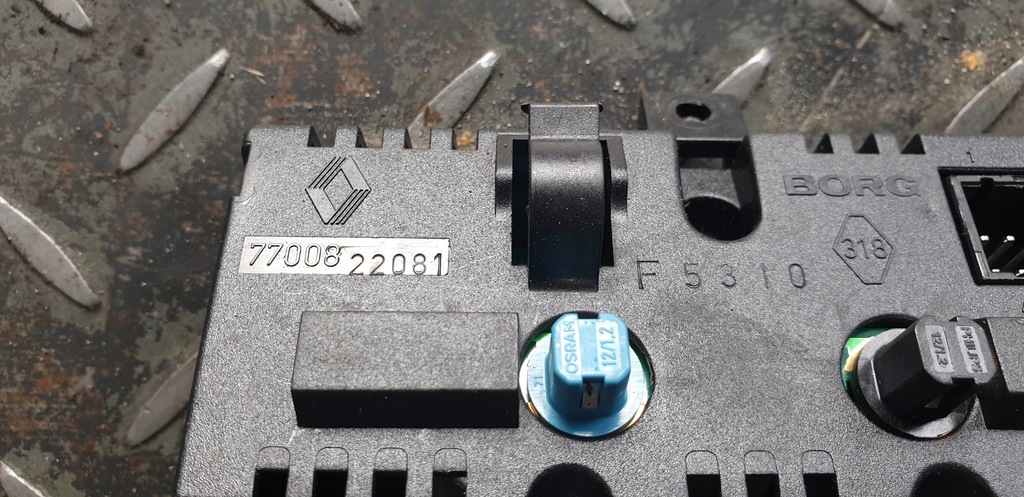 фото №3, Часы renault laguna i