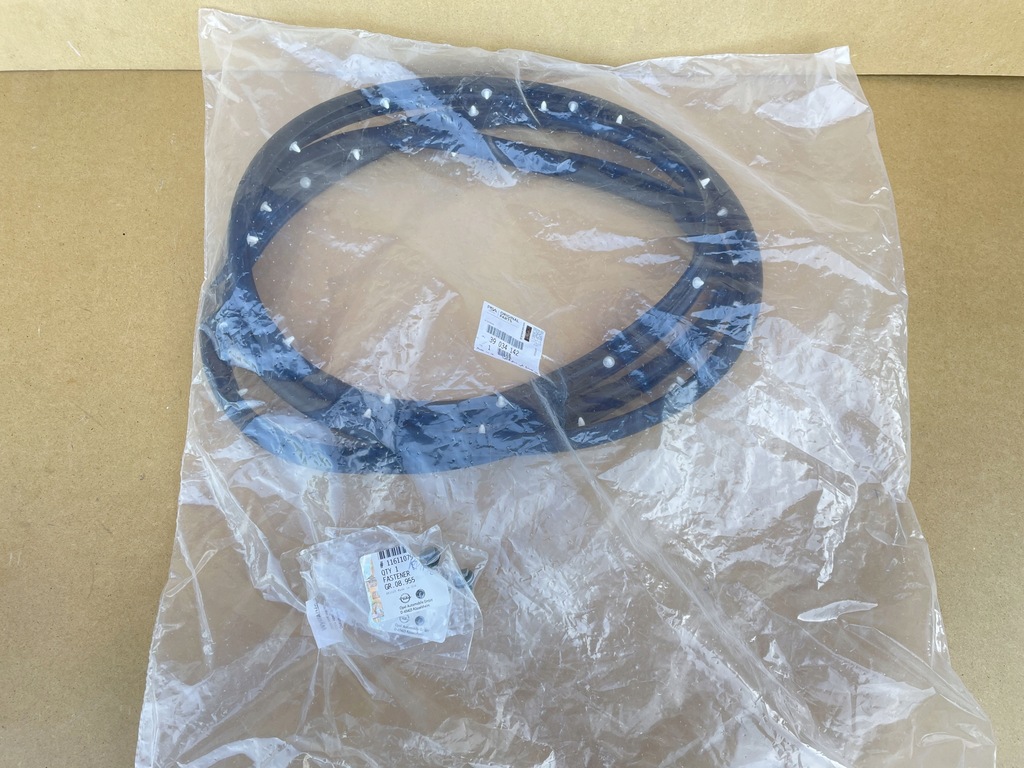 фото №1, Opel astra k прокладка двері перед правий