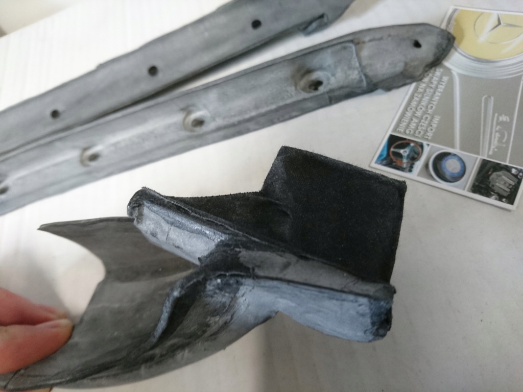 фото №10, Прокладка двері mercedes 107 sl slc