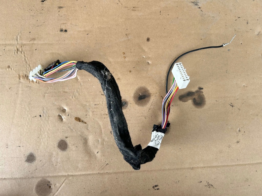 фото №1, Джгут електропроводка радіо renault trafic ii opel vivaro a 93857358 8200497147