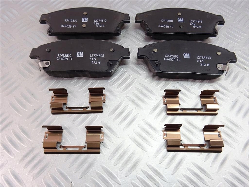 Купить Тормозные колодки тормозные перед zafira c ampera оригинал gm